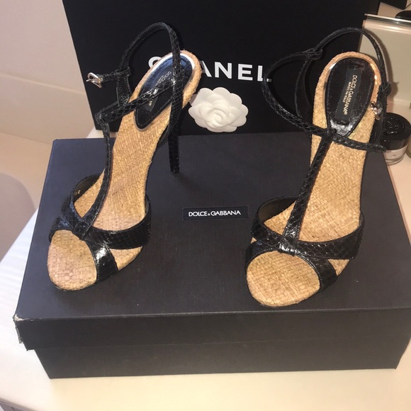 Dolce & Gabbana Shoes - Dolce & Gabbana snakeskin heels
